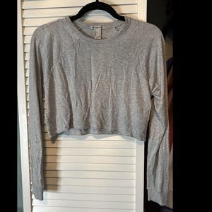 Cropped long sleeve